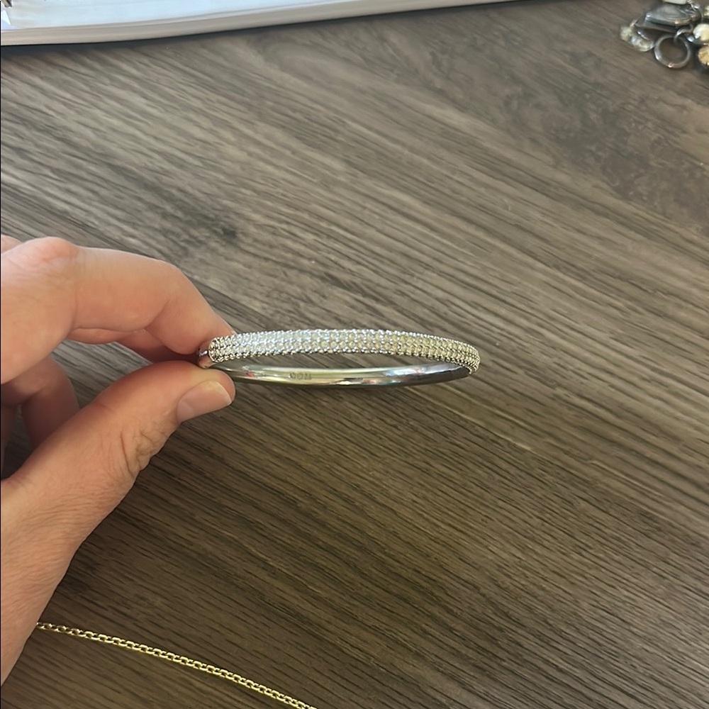 Swarovski silver clasp bangle